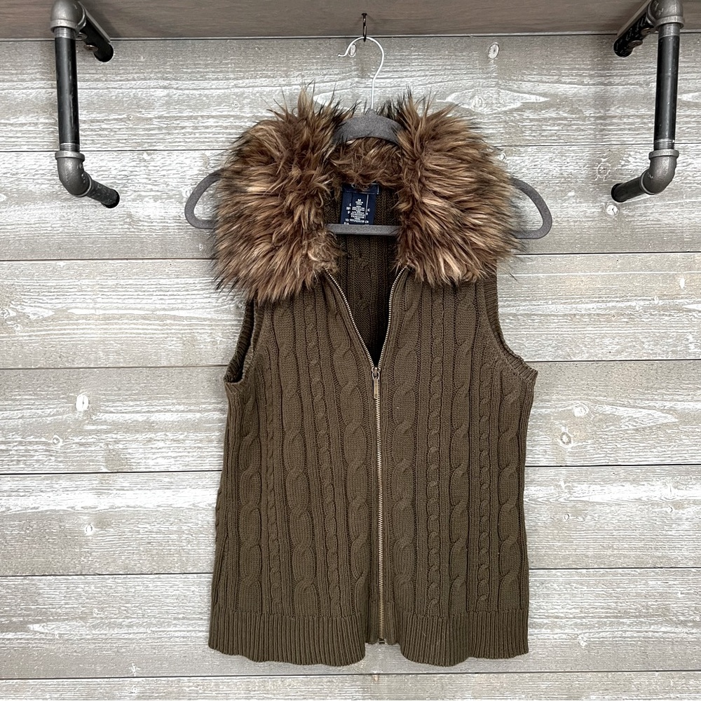 Chaps | Faux Fur Collared Cable Knit Sweater Zipper Vest Olive Green Size Medium